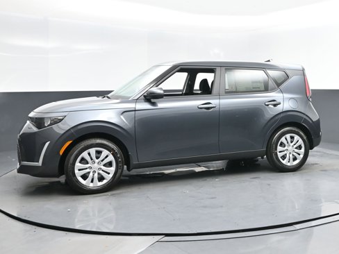 New 2025 Kia Soul LX image 3