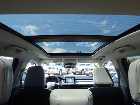 Used 2021 Lincoln Corsair FWD image 8