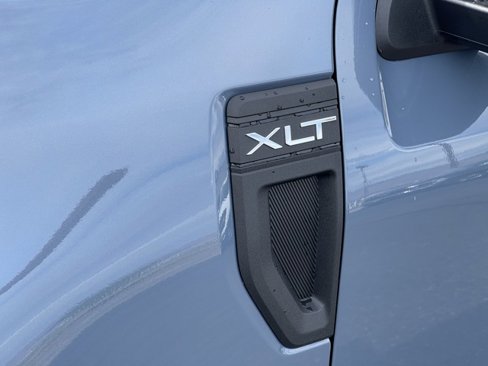 New 2025 Ford Maverick XLT w/ XLT Luxury Package image 6