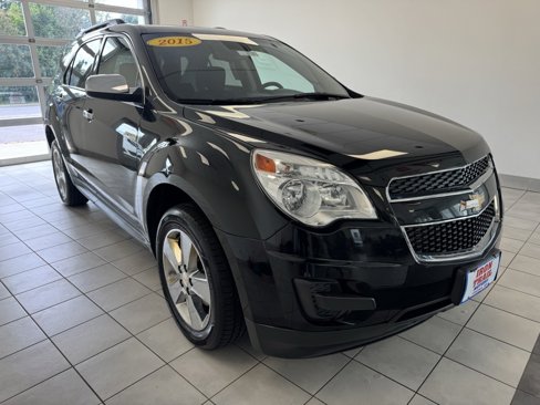 Used 2015 Chevrolet Equinox LT image 2