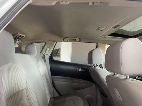 Used 2012 Nissan Rogue SV w/ Premium Pkg image 23