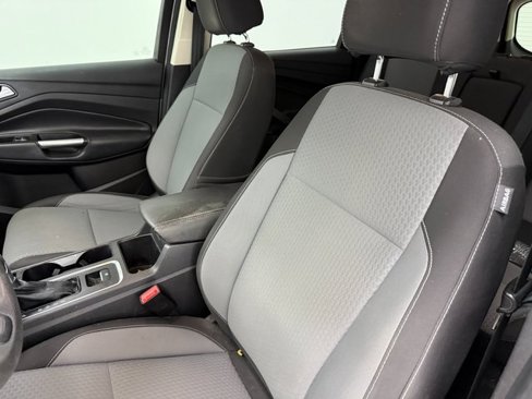 Used 2017 Ford Escape SE image 13
