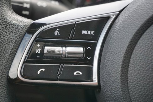 Used 2020 Kia Optima LX image 22