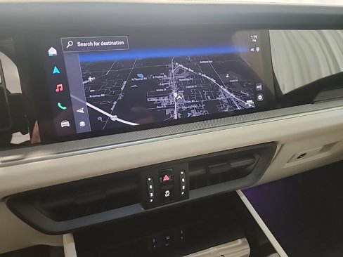 New 2025 Porsche Cayenne image 12