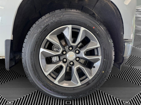 Used 2022 Chevrolet Silverado 1500 LT image 11