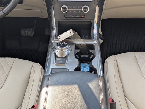 Used 2023 Ford Edge Titanium image 19
