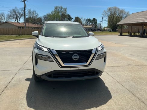 Used 2023 Nissan Rogue SV image 8