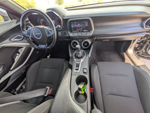 Used 2019 Chevrolet Camaro LT w/ Technology Package image 14