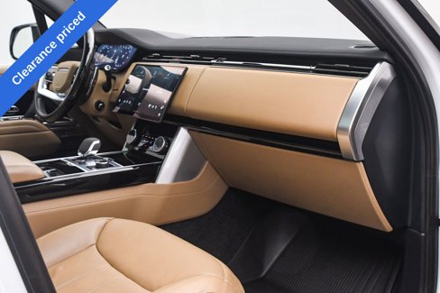 Used 2023 Land Rover Range Rover Long Wheelbase SE image 22