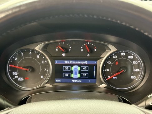 Used 2021 GMC Terrain SLT image 26