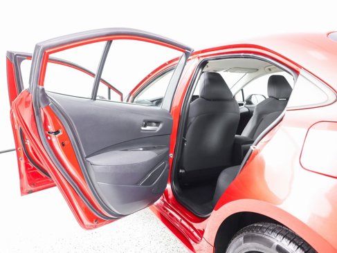 Used 2021 Toyota Corolla LE image 16