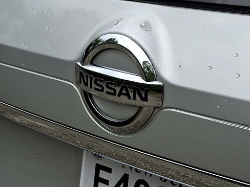 Used 2020 Nissan Rogue S w/ Special Edition Package image 17