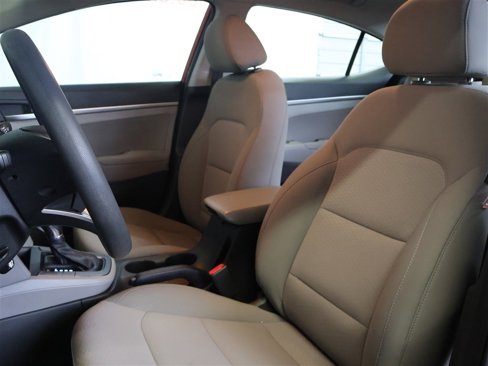 Used 2020 Hyundai Elantra SE image 9