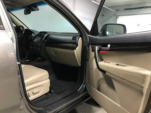 Used 2014 Kia Sorento EX w/ EX V6 Touring Package image 12