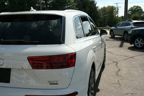 Used 2018 Audi Q7 3.0T Prestige w/ Prestige Package image 31