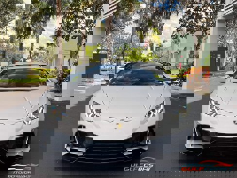 Used 2020 Lamborghini Huracan EVO image 7