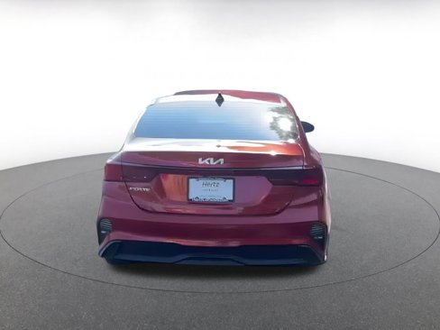 Used 2023 Kia Forte LXS w/ LXS Technology Package image 11