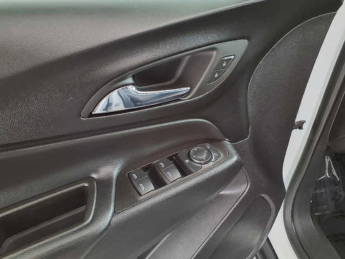 Used 2023 Chevrolet Equinox LT w/ LPO, Floor Liner Package image 11
