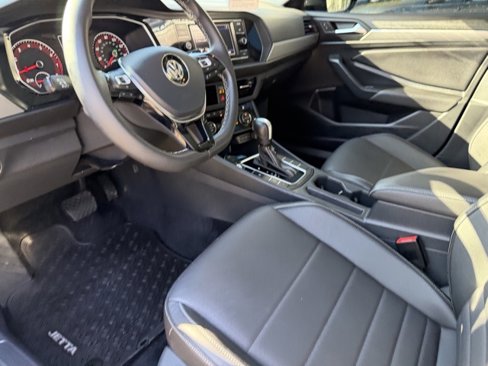 Certified 2021 Volkswagen Jetta SE image 20