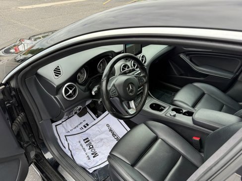 Used 2016 Mercedes-Benz CLA 250 4MATIC image 10