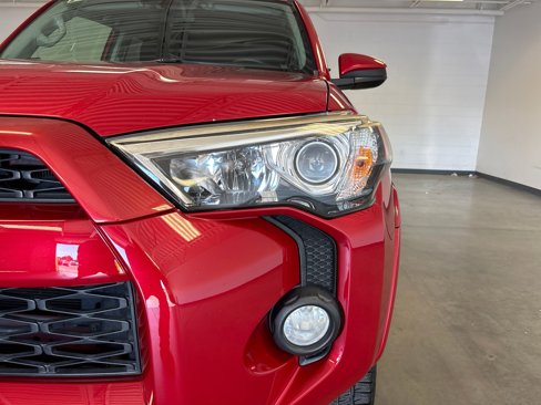 Used 2017 Toyota 4Runner SR5 image 10