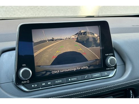 Used 2022 Nissan Rogue SV image 26
