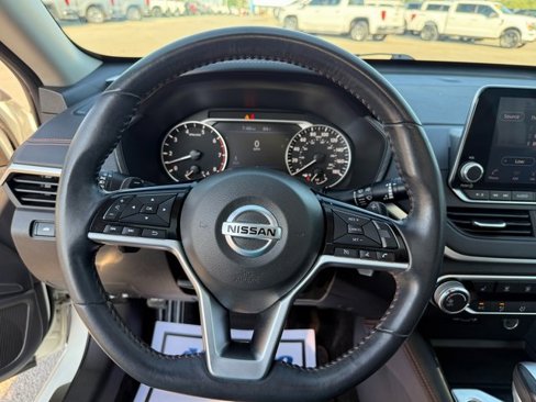 Used 2019 Nissan Altima 2.0 SR image 22