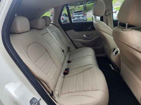 Used 2018 Mercedes-Benz GLC 300 image 8