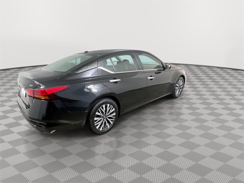Certified 2023 Nissan Altima 2.5 SV image 8
