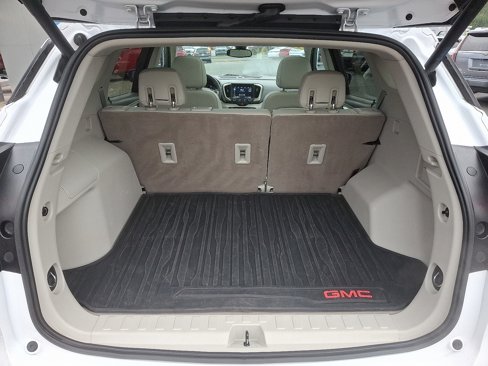 Used 2019 GMC Terrain Denali w/ Advanced Safety Package image 29