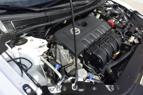 Used 2014 Nissan Sentra SR w/ SR Driver Package image 35