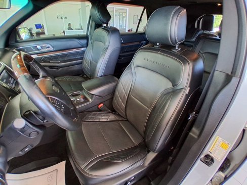 Used 2016 Ford Explorer Platinum image 12