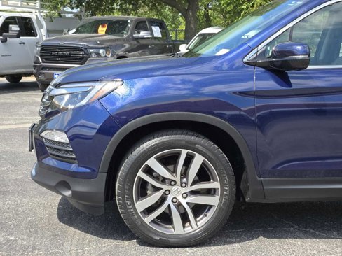 Used 2017 Honda Pilot Touring image 8
