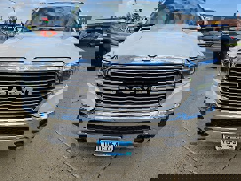 Used 2019 RAM 1500 Laramie image 6