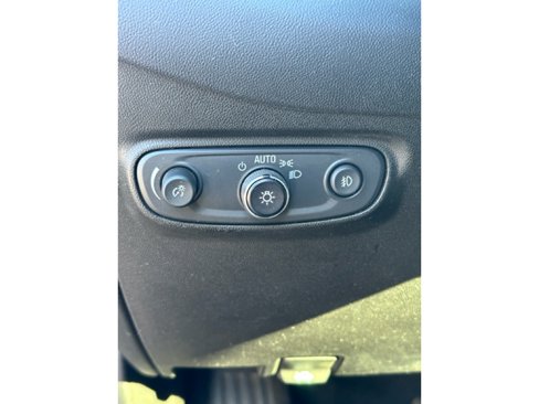 Used 2020 Chevrolet Equinox LT image 9