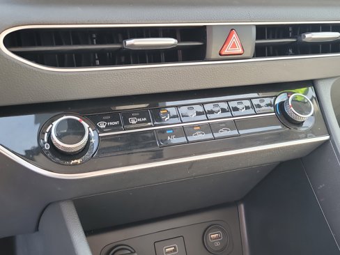 Used 2023 Hyundai Sonata SE image 22