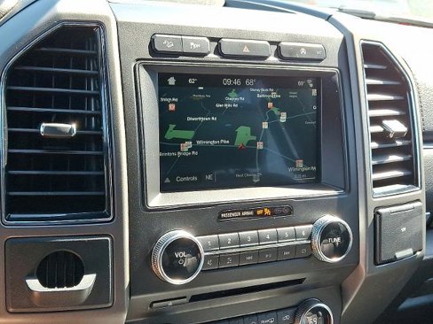 Certified 2018 Ford Expedition Max XLT w/ Equipment Group 202A image 15