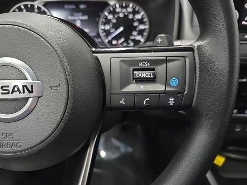 Used 2021 Nissan Rogue SV image 20