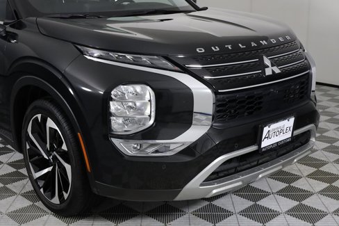 Used 2024 Mitsubishi Outlander SE image 42