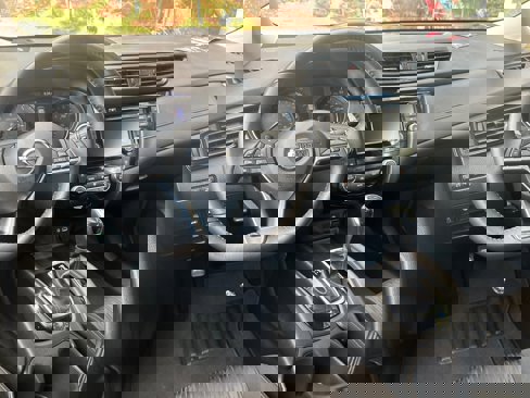 Used 2019 Nissan Rogue SV image 23