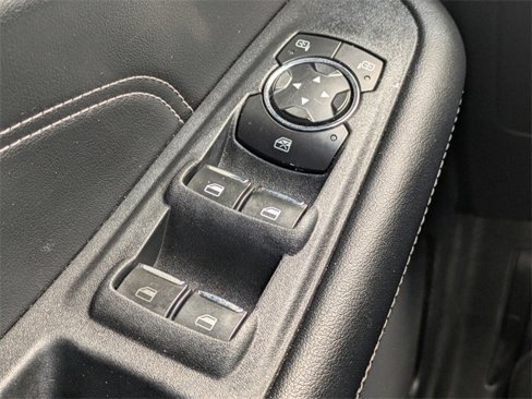 Used 2022 Ford Edge Titanium image 22
