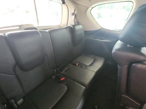 Used 2021 Nissan Armada SV image 27