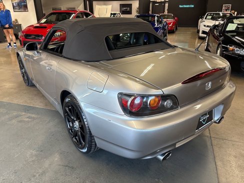 Used 2005 Honda S2000 image 10