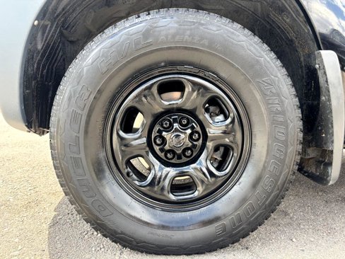 Used 2008 Nissan Xterra X image 25