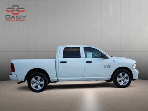 Used 2022 RAM 1500 Express w/ Express Value Package image 4