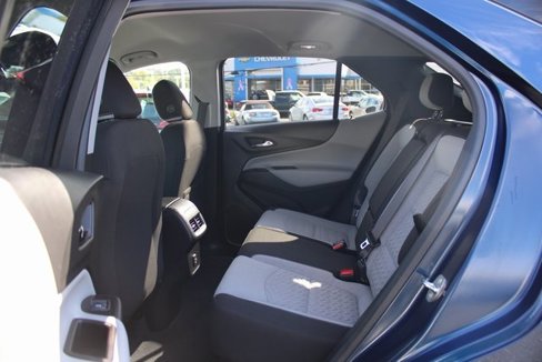 Used 2022 Chevrolet Equinox LT image 17