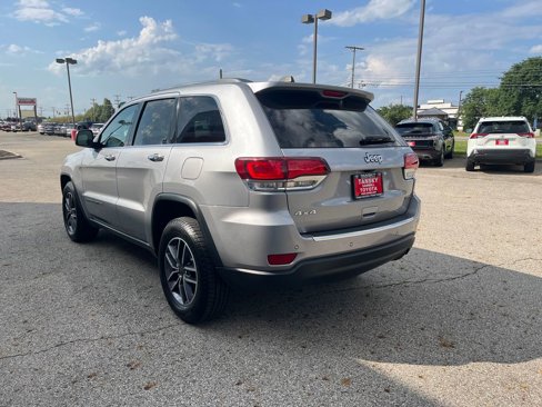 Used 2020 Jeep Grand Cherokee Limited w/ Luxury Group II image 3