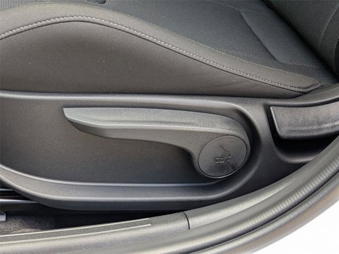 New 2025 Hyundai Elantra SE image 14