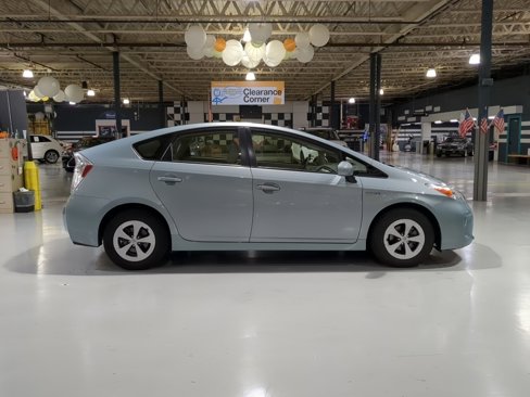 Used 2015 Toyota Prius Two image 6
