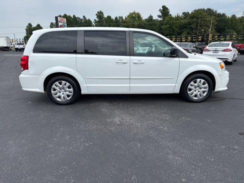 Used 2017 Dodge Grand Caravan SE w/ Power Window Group image 6